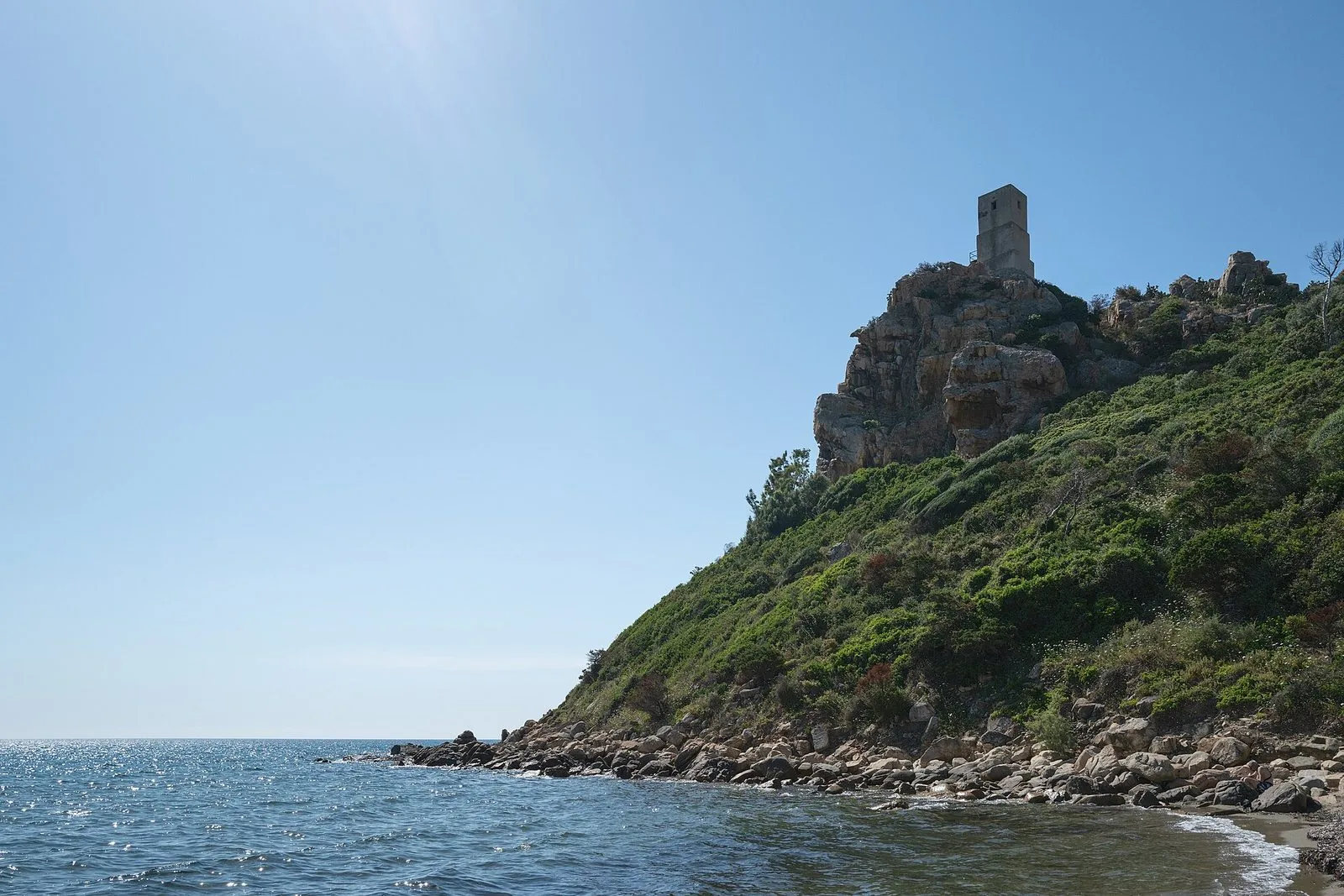 Torre Salinas, torre costiera spagnola sul promontorio di Muravera