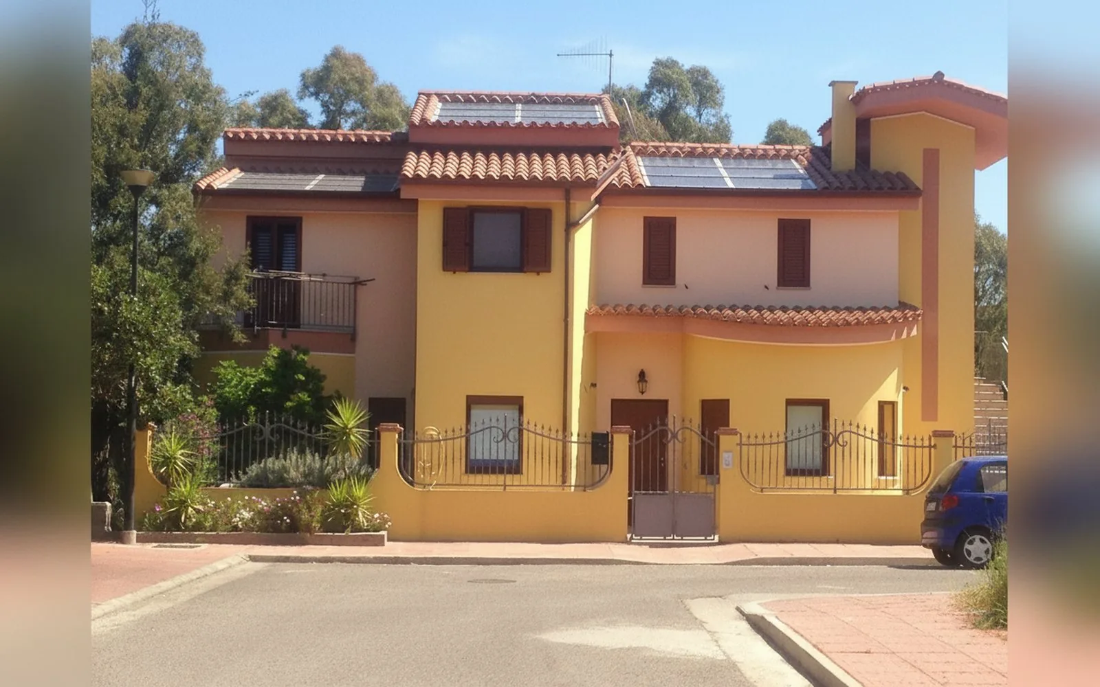 Appartamento 2 — la villa vista dalla strada